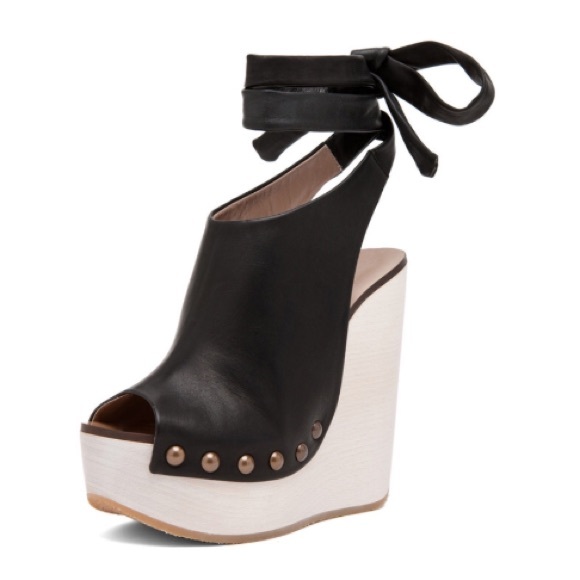Chloe Shoes - Chloe Wedge Sandals